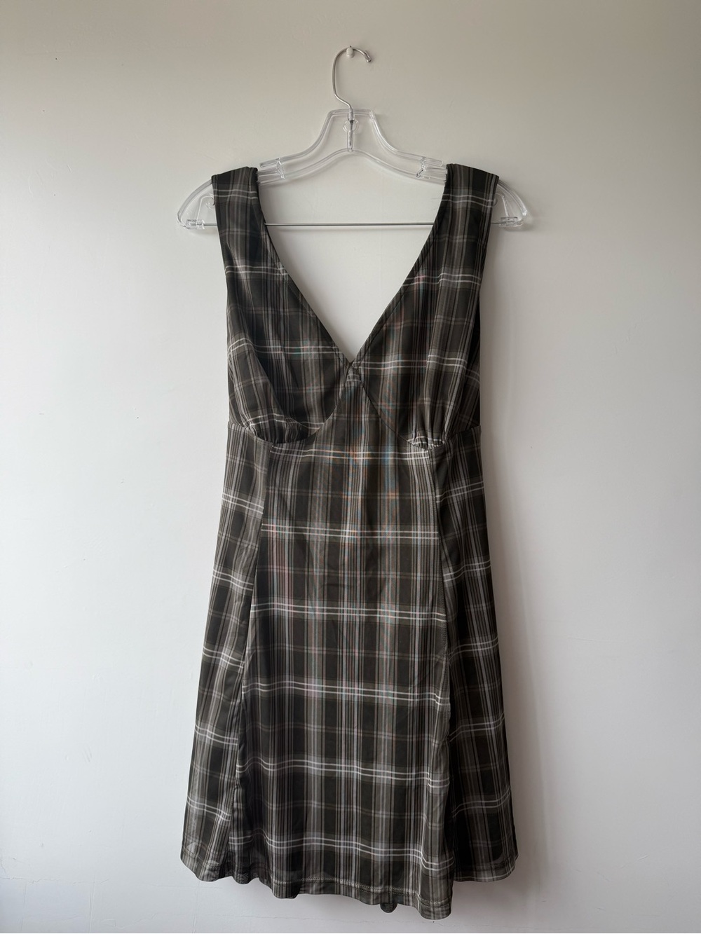 Cider Plaid V-Neck Sleeveless Dress in Olive Green Plus Size 1XL